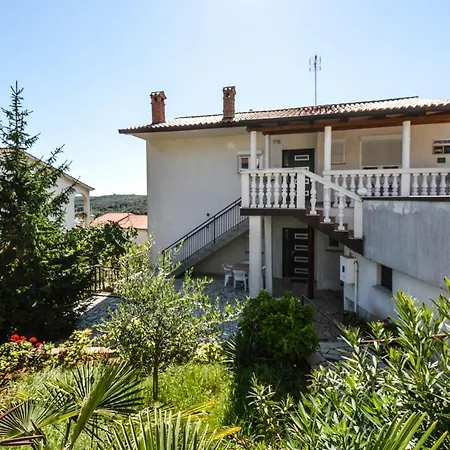 In Pula With One-bedroom 3