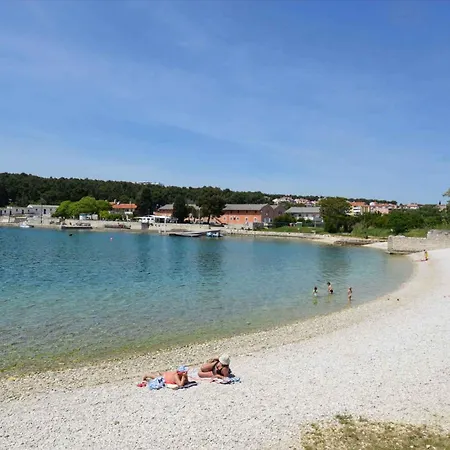 Apartment In With One-bedroom 3 Pula